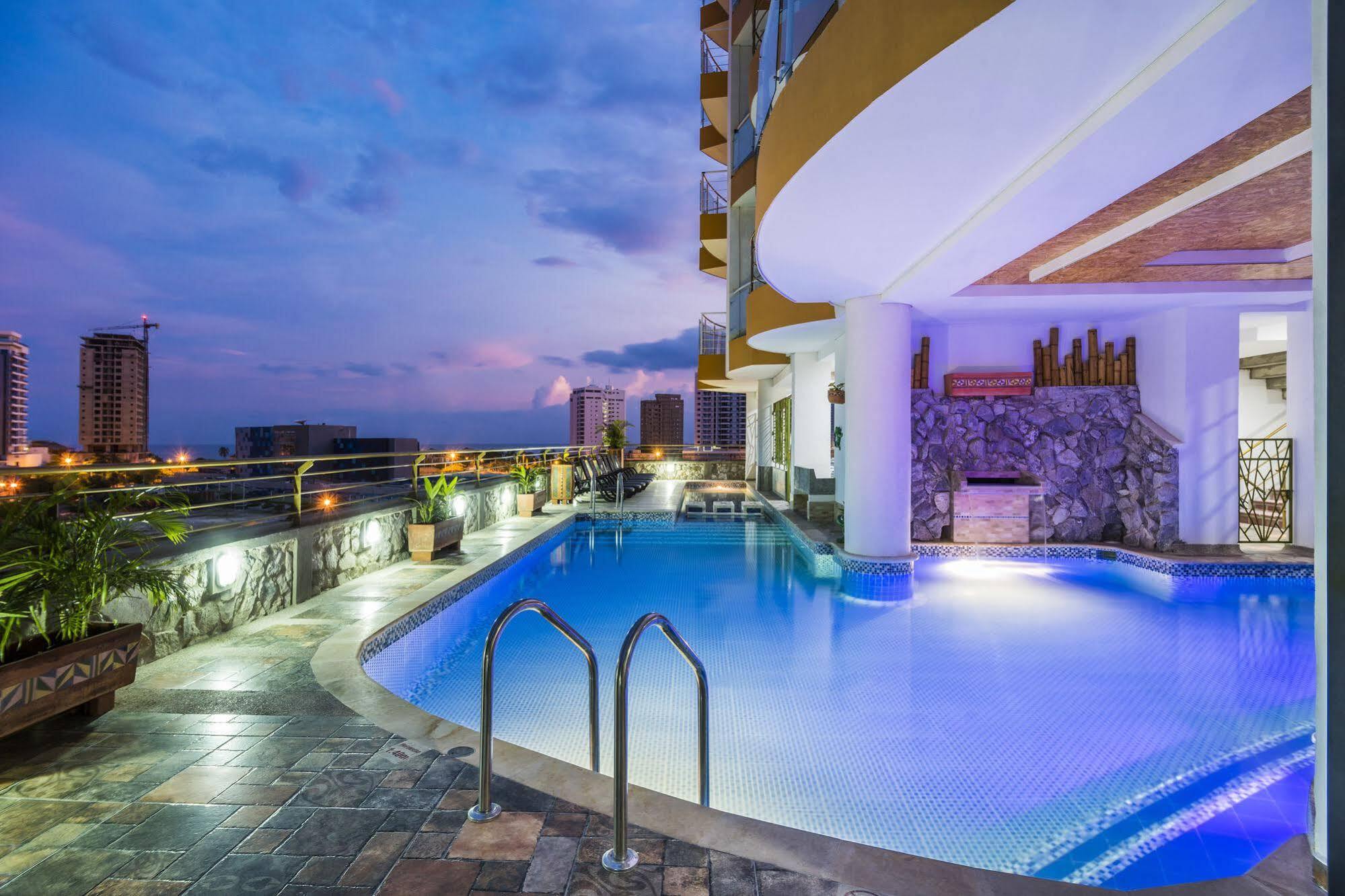 Terrazas Tayrona Travelers Apartamentos Y Suites Santa Marta  Exterior photo